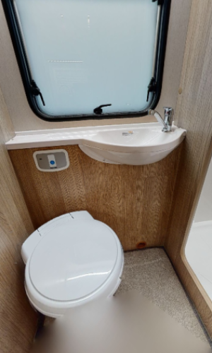 Imala-736-bathroom.png Imala-736-bathroom.png
